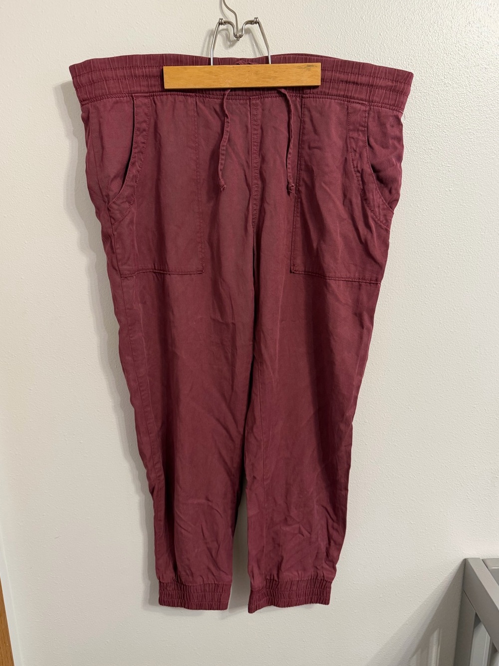GAP Joggers